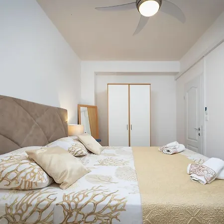Appartement Klara Bacvice *